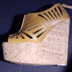 Steve Madden wedges